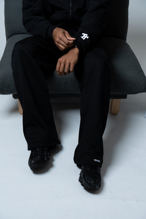 TROTRO SWEATS - BLACK